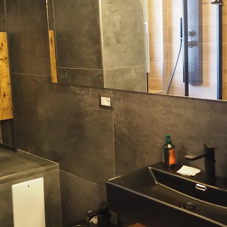 Urban Deluxe Cassino